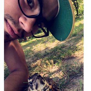 Meet your Posher, Johnnie